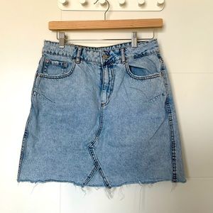 Dynamite light wash mini skirt.